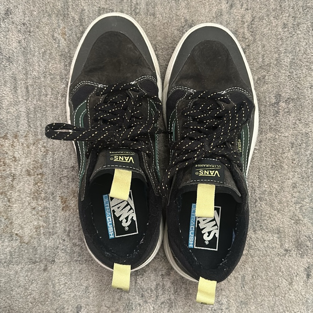 Vans UltraRange Shoes - Picture 2 of 7